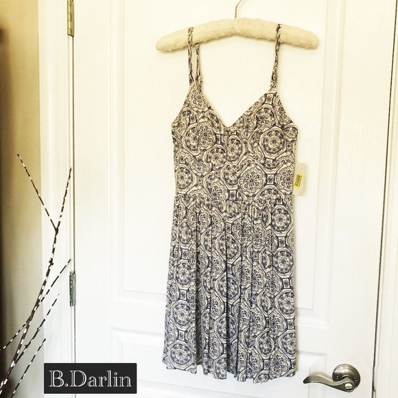 B Darlin Dresses & Skirts - B.Darlin Paisley Print Corset Waist Fit-And-Flare Dress / Navy Blue & White